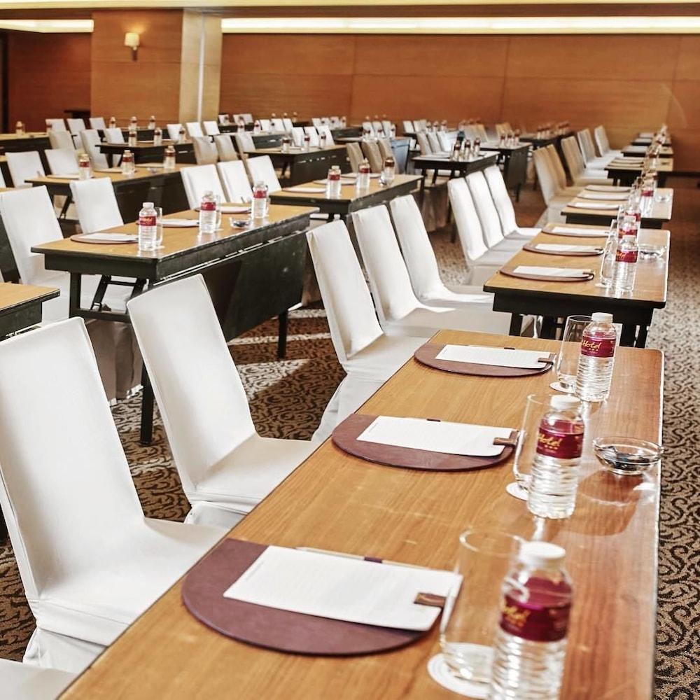 Quest Serviced Residences Себу Экстерьер фото